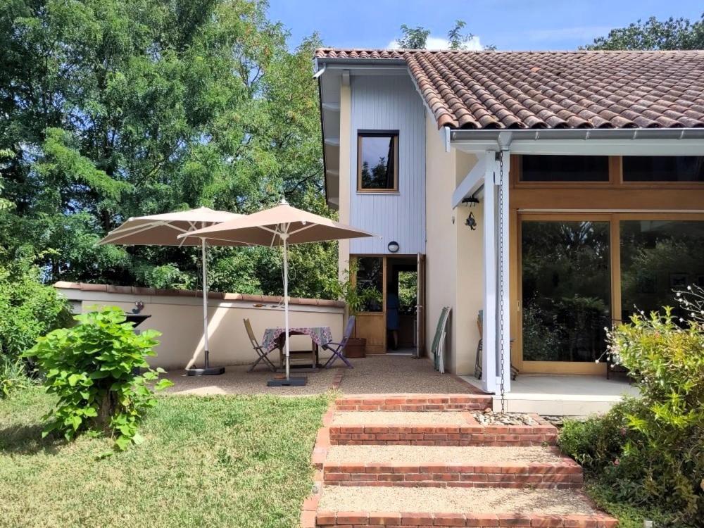 B&B Chez Frederique Et Norbert Mogneneins Exterior foto